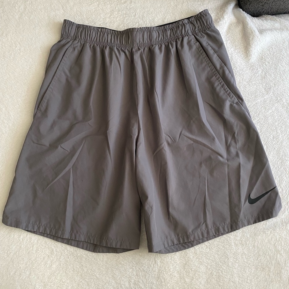 Nike Dri-FIT Flex Woven 9" Shorts
